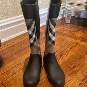 Burberry Plaid Rain Boots